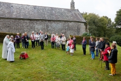 Locmaria préparation bénédiction de l'eau