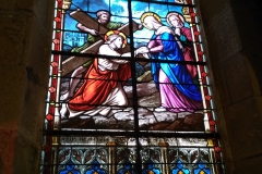 Vitrail_Chemin-de-croix_roudouallec