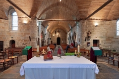 Plouray nef vue du chœur